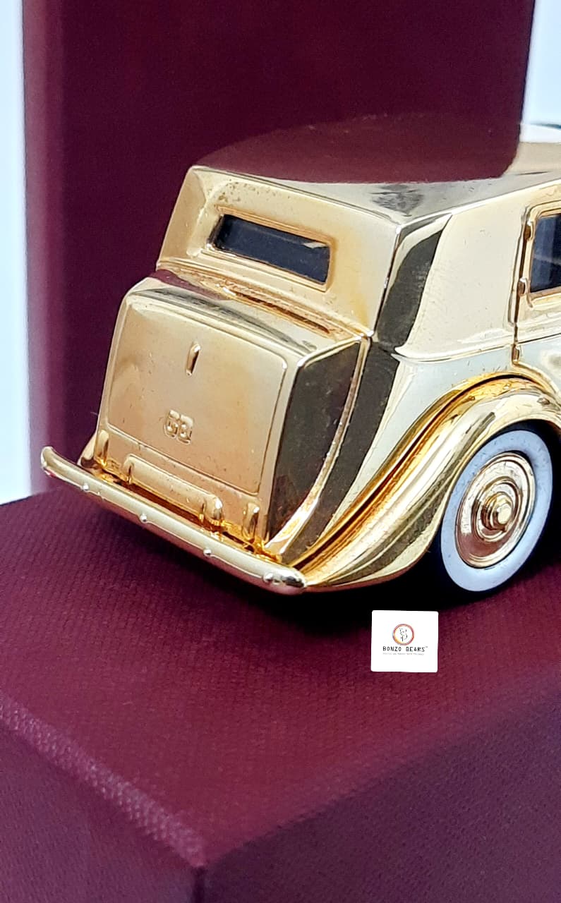 EXCLUSIVE Limited Edition (5000Pcs) - Corgi 1/43 Scale 1937 Rolls Royce Sedance DeVille 24 Carat Gold Plated - with Original Box