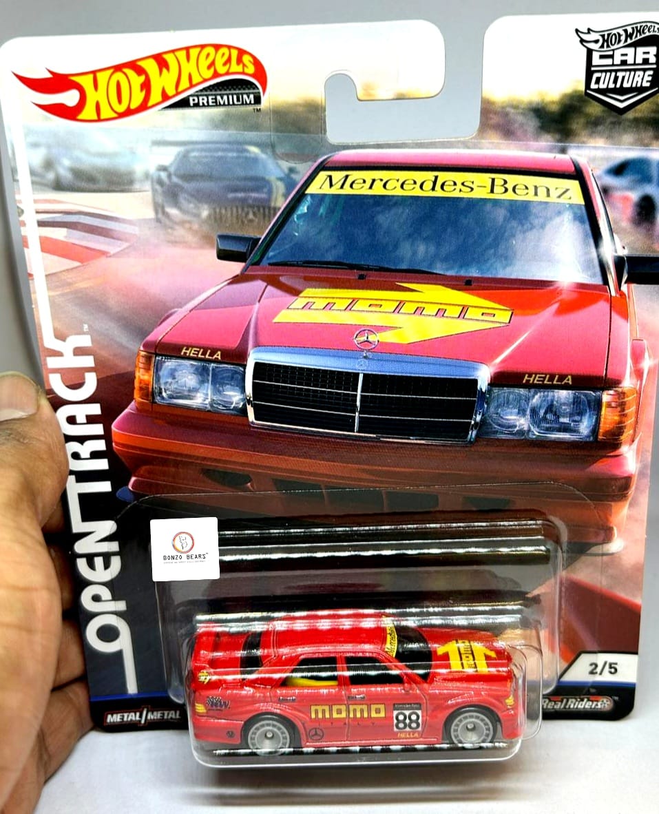 MOMO Mercedes-Benz 190E 2.5-1.6 Open Track Real Riders - Hotwheels Premium | Bonzobears