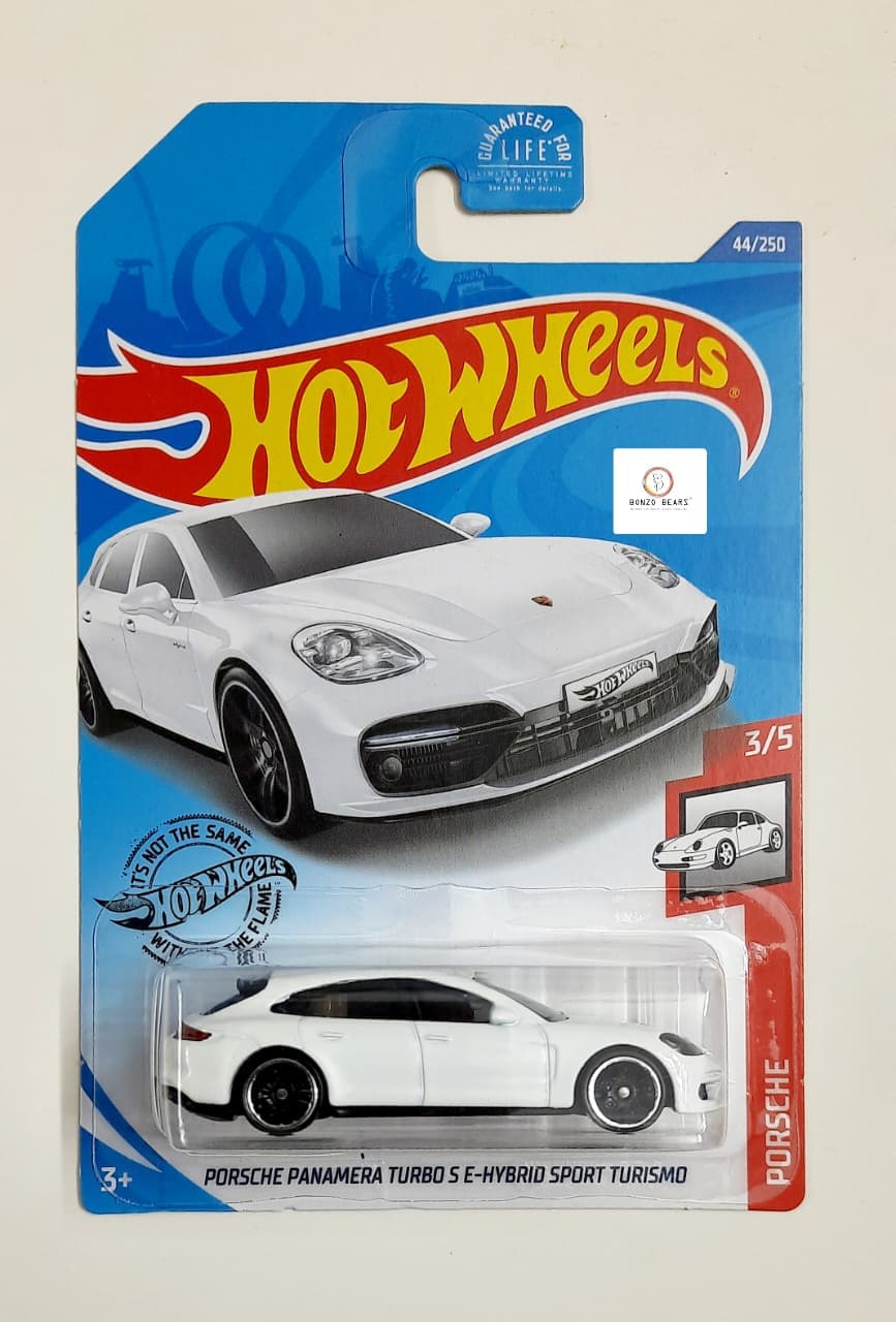 Porsche Panamera Turbo S E-Hybrid Sport Turismo (White) - Hot Wheels | Bonzo Bears