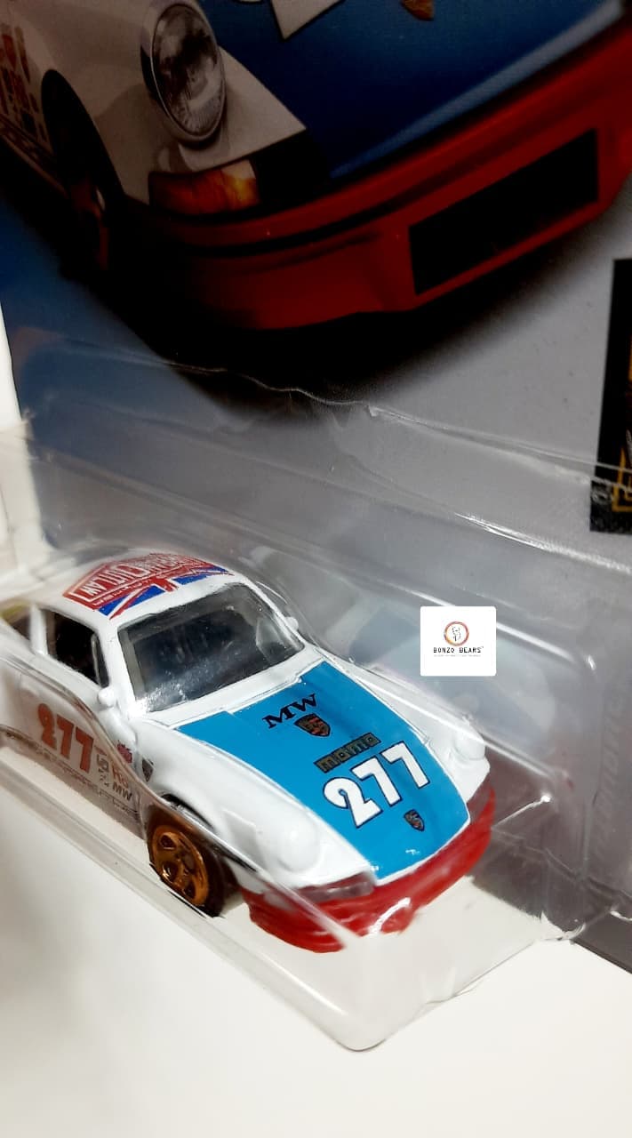 '71 Porsche 911 (URBAN OUTLAW-Magnus Walker) #277 Blue Bonnet Hot Wheels | Bonzo Bears