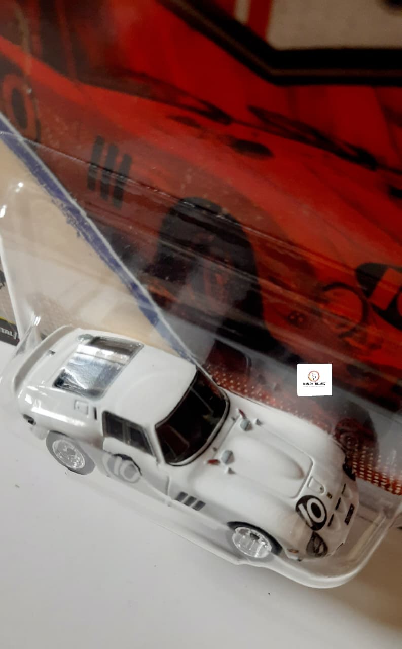 Ferrari 250 GTO - Hot Wheels Premium imported | Bonzo Bears