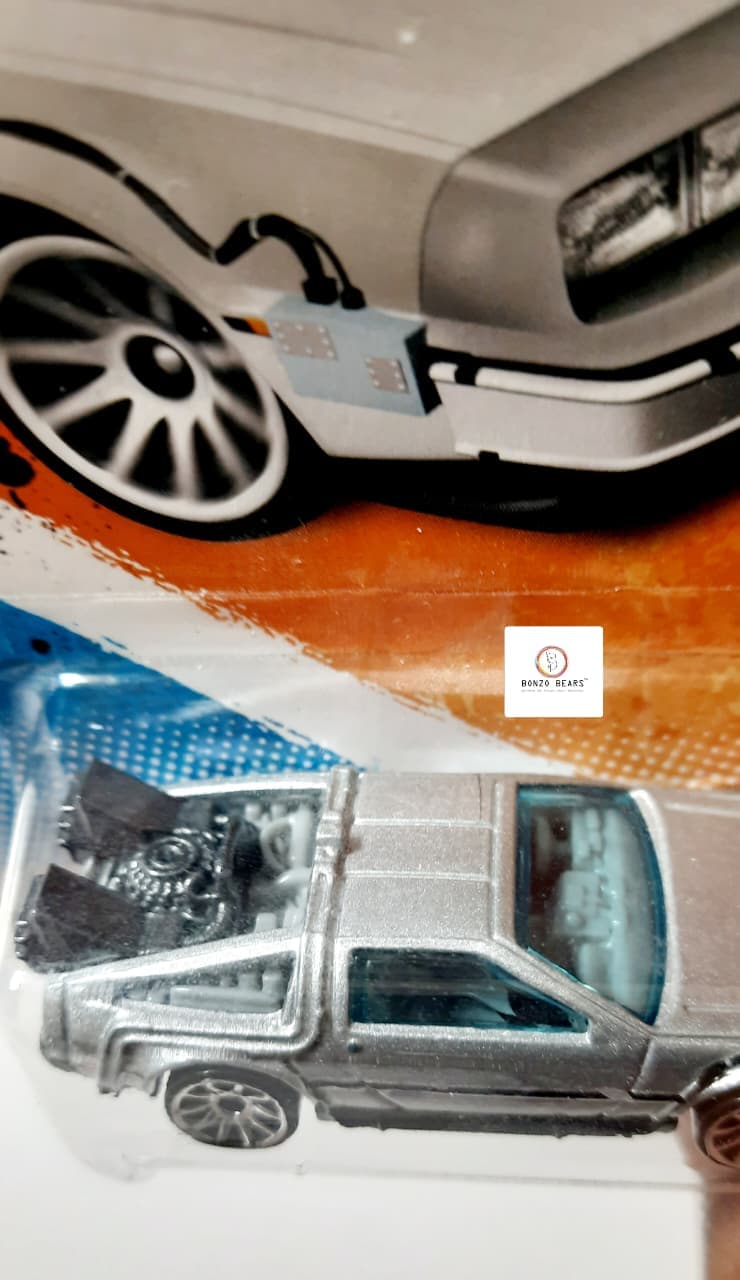 DeLorean DMC-12 Silver Back to the Future Time Machine (2011 Released) - Hot Wheels | Bonzo Bears