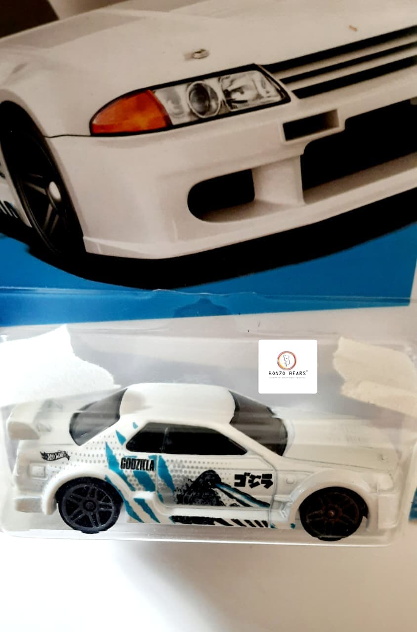 Godzilla Nissan Skyline GT-R (R32) - Hot Wheels Godzilla (White/Blue) PB16