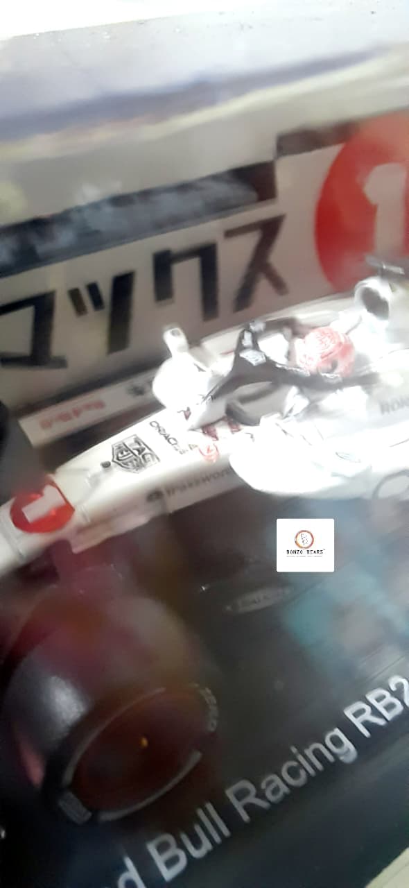 Spark Oracle Red Bull Racing RB21 No.1 Winner Japanese GP 2025 Max Verstappen 1:64 | Bonzo Bears