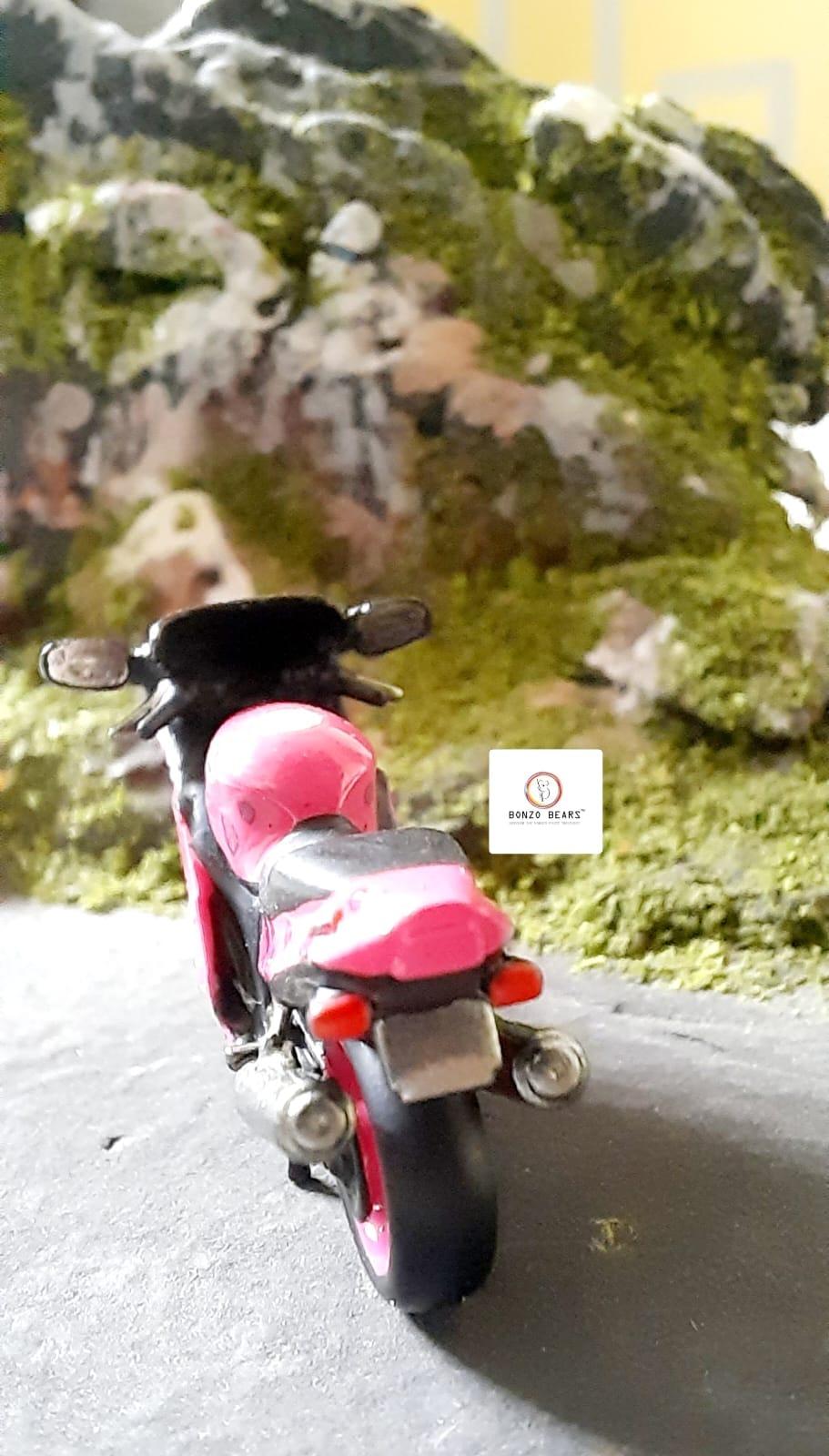 Roxy Themed Honda CBR 1100 XX Pink Bike with Girl Figure (Resin) | Bonzo Bears