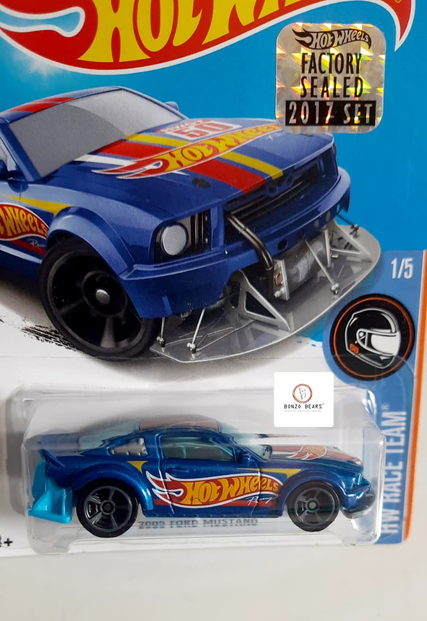 2005 Ford Mustang (2015 Released) - Hot Wheels 2017 Factory Sealed Set | Bonzo Bears PB30