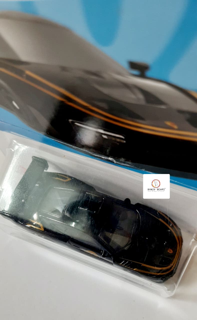 Porsche 935 #70 - Hot Wheels | Bonzo Bears PB6