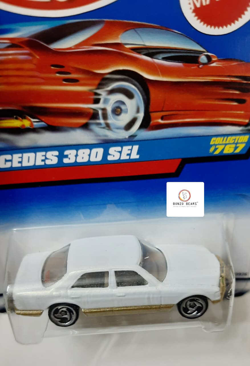 Mercedes 380 SEL (1998 Released) Dual tone (Gold & White) - Hot Wheels | Bonzo Bears CB4