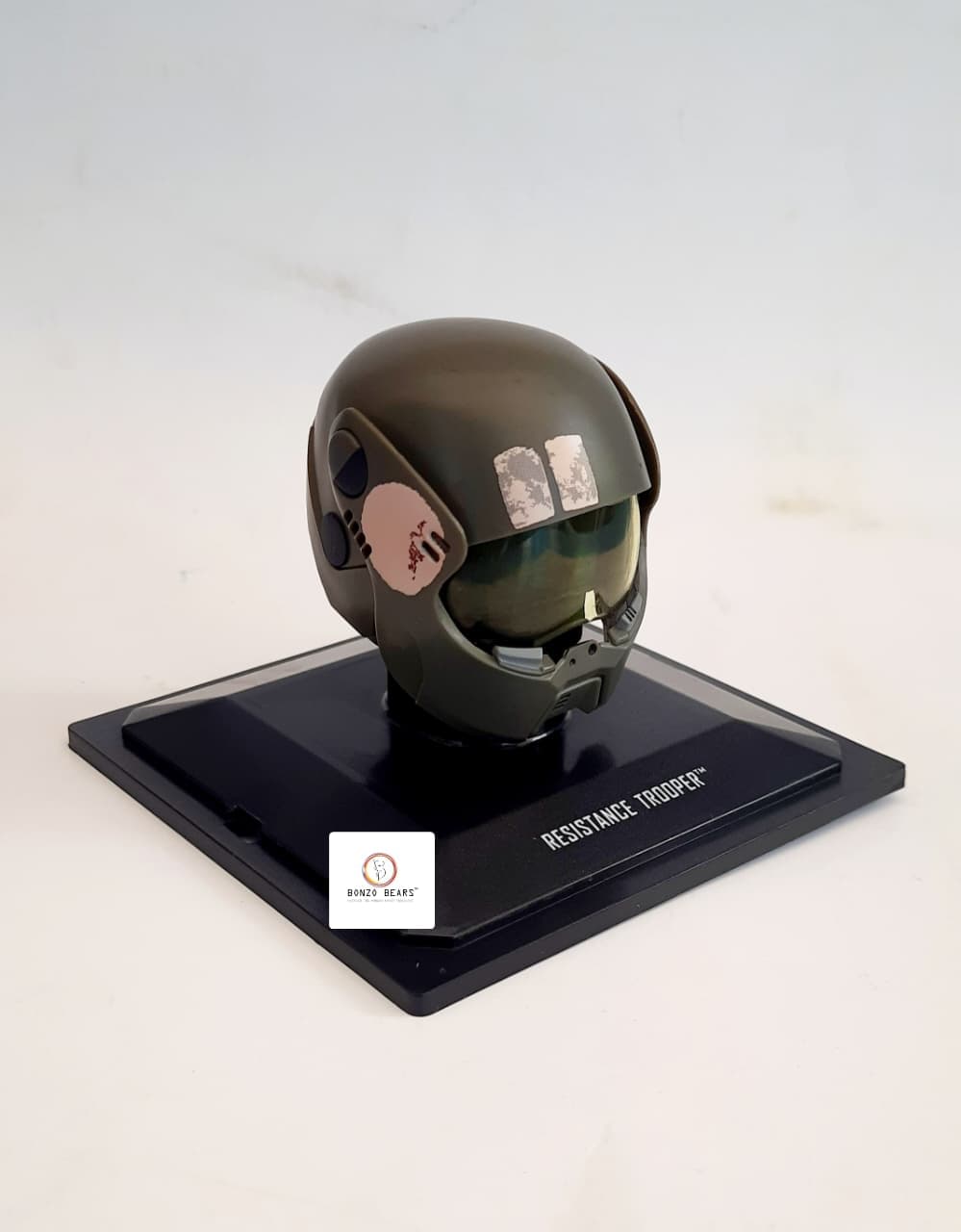 1/5 Scale Star Wars Helmet Deagostini Collectable - Resistance Trooper | Character Hetmet (Helmet Only - as per picture)