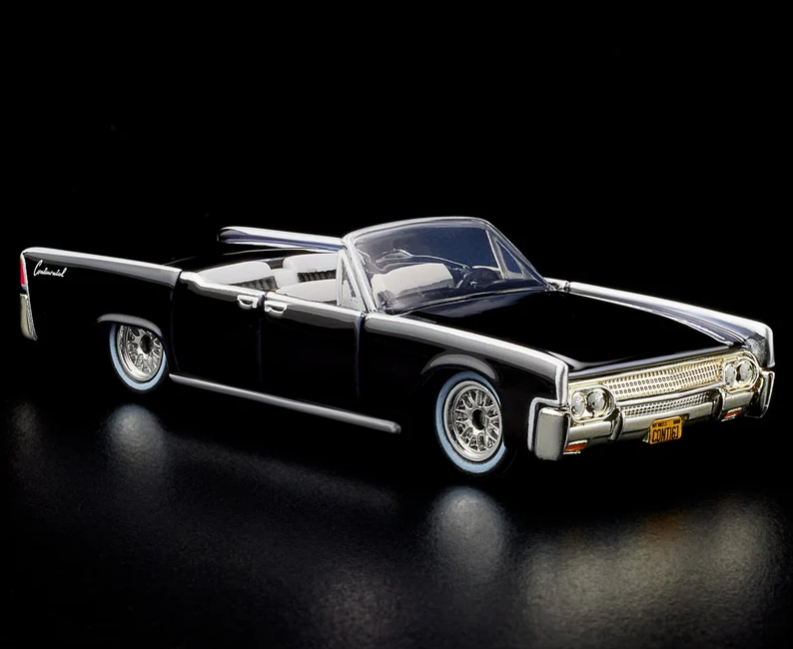 Hot Wheels RLC Exclusive ’61 Lincoln Continental - Bonzo Bears