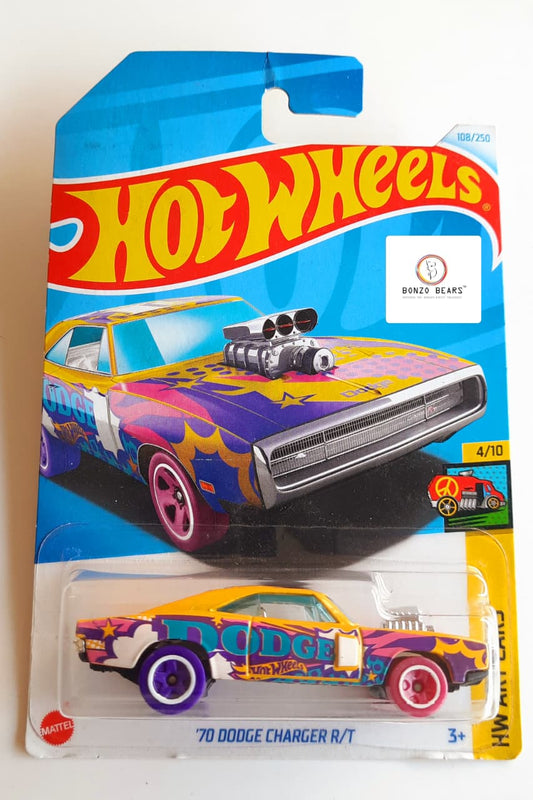 Alphabet (I)70 Dodge Charger R/T - Hot Wheels | Bonzo Bears