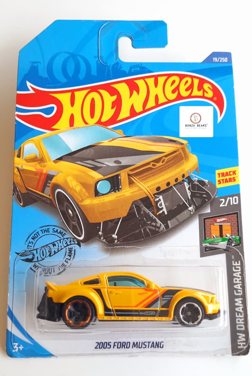 2005 Ford Mustang - Hot Wheels | Bonzo Bears
