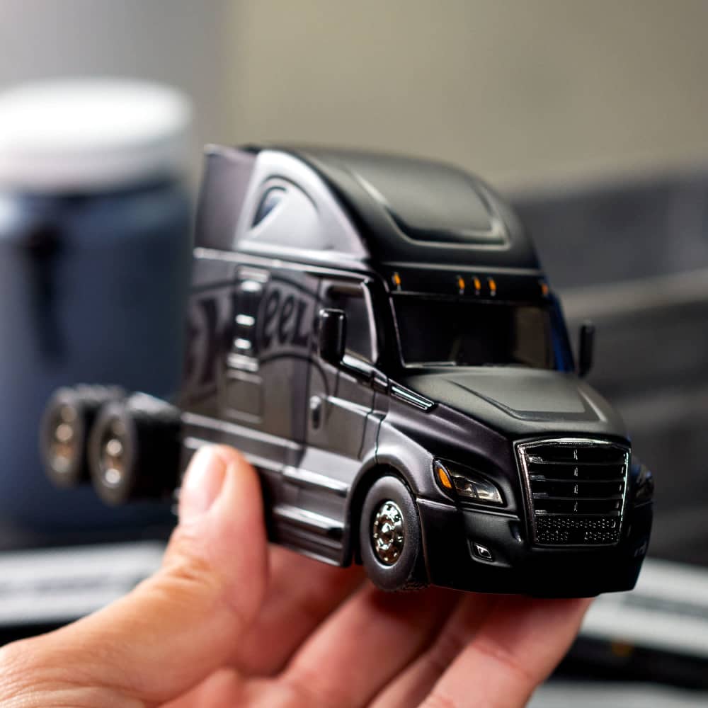 Rare Exclusive Hot Wheels Elite 64 Collector edition  - Freightliner Cascadia (Company Sealed Box)