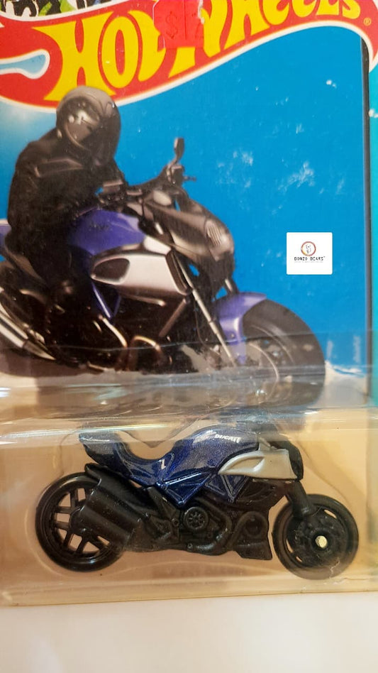 Ducati Diavel - Hot Wheels (2013 Released) | Bonzo Bears